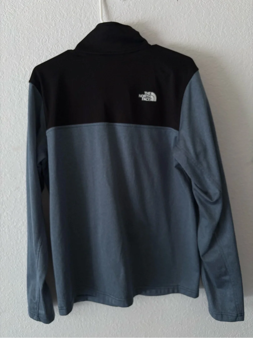 The North Face Black & Steel Blue Quarter-Zip Fleece Pullover